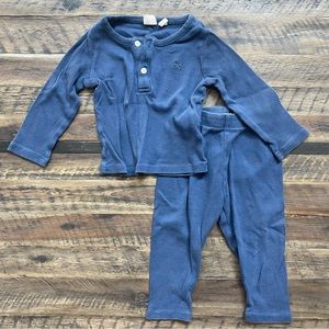 Baby GAP pajama set. Size 12-18 months.
